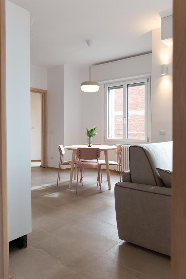New Exclusive Melegnano Apartments- Near Train Station Exterior photo